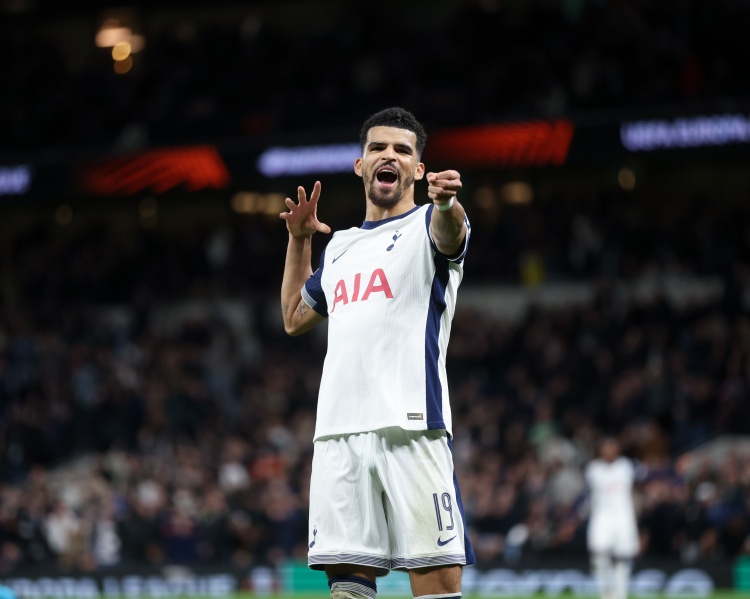 九游游戏-索兰克:进球是献给正怀孕的太太,庆祝动作致敬《海贼王》