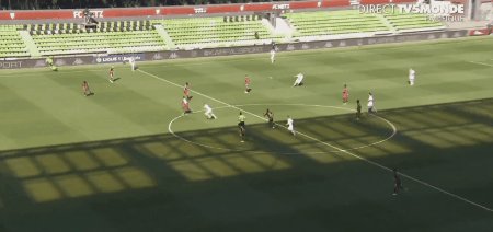 九游游戏中心-【法甲】姆巴佩双响 巴黎客场3比1胜梅斯